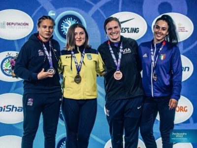 SUCCESSI MONDIALI PER GIULIA RODIO, LOTTATRICE OSTUNESE